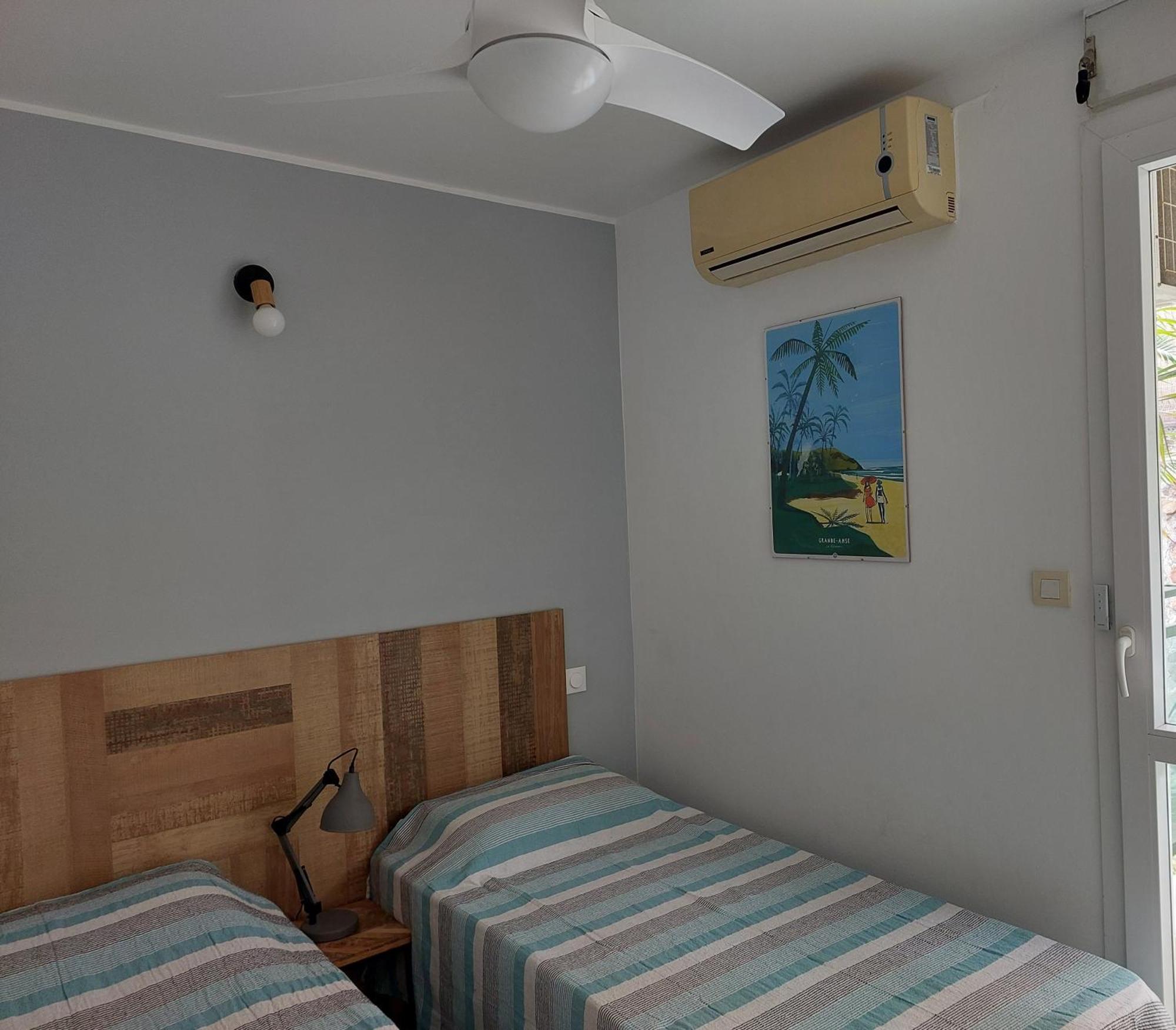 Beau T3 Litchi Vue Ocean Piscine Apartment แซ็งต์-จีลส์-เลส์-แบ็งส์ ภายนอก รูปภาพ